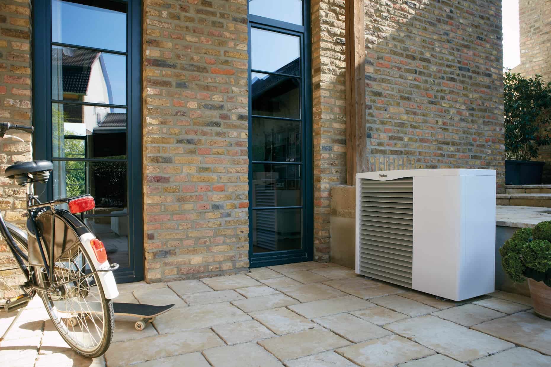 So funktioniert eine Luft-Wasser Wärmepumpe - verständlich erklärt