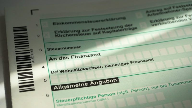 Mit der Steuerklärung bei der Finanzierung von Photovoltaik Geld sparen